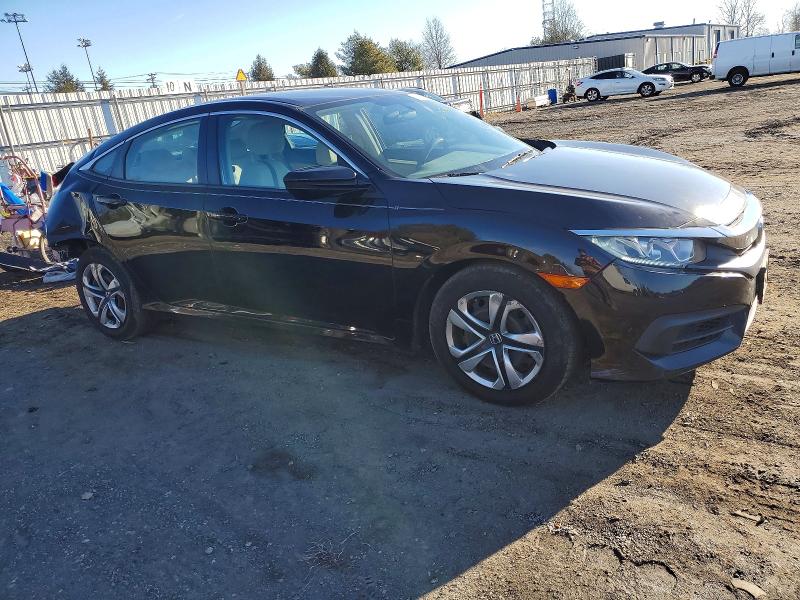 Photo 4 from auction – 2017 HONDA CIVIC with VIN 2HGFC2F51HH523939