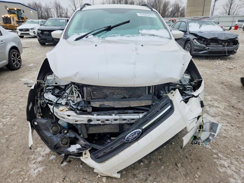 صورة رقم 5 من المزاد - 2016 FORD ESCAPE SE مع VIN 1FMCU9GX8GUA37739