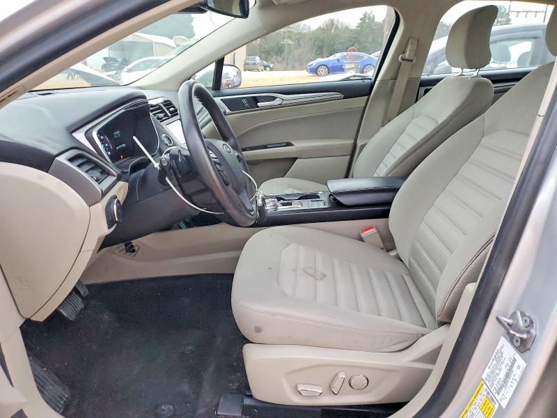 Photo 7 from auction – 2019 FORD FUSION SE with VIN 3FA6P0HD4KR219162