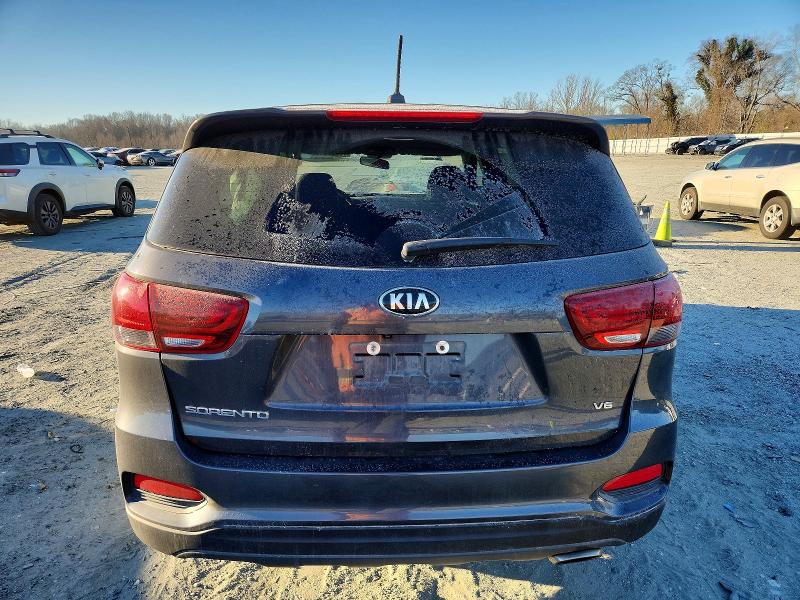 Photo 6 from auction – 2019 KIA SORENTO LX with VIN 5XYPG4A57KG485455