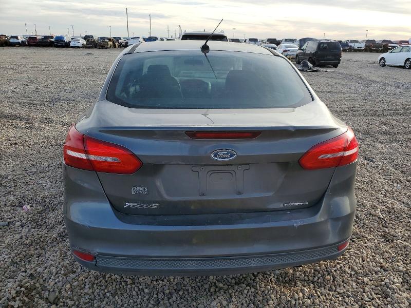 Photo 6 from auction – 2015 FORD FOCUS S with VIN 1FADP3E20FL254992