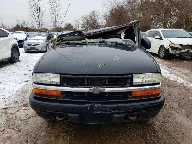 Photo 4 from auction – 2005 CHEVROLET BLAZER with VIN 1GNCT18X85K104721