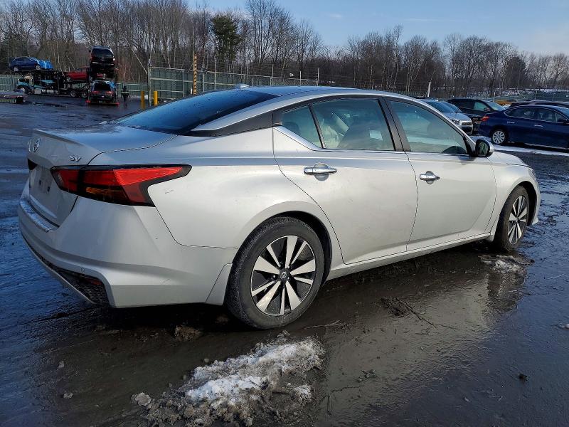 Photo 3 from auction – 2022 NISSAN ALTIMA SV with VIN 1N4BL4DV7NN400313