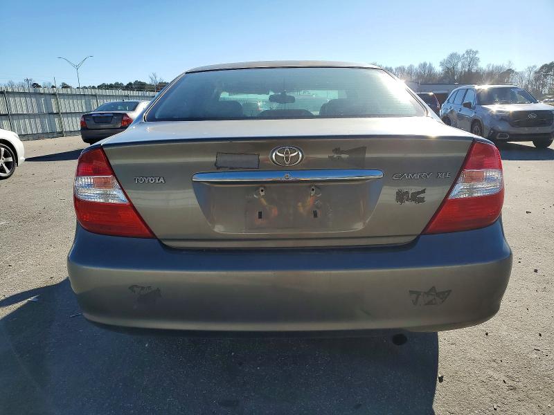 Photo 6 from auction – 2004 TOYOTA CAMRY LE with VIN 4T1BE30K54U894231