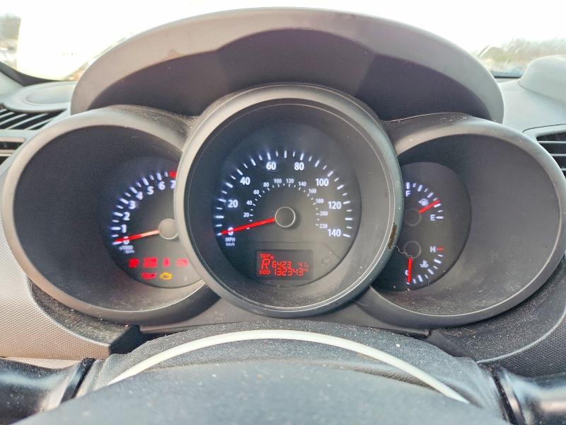 Photo 9 from auction – 2013 KIA SOUL with VIN KNDJT2A54D7563325