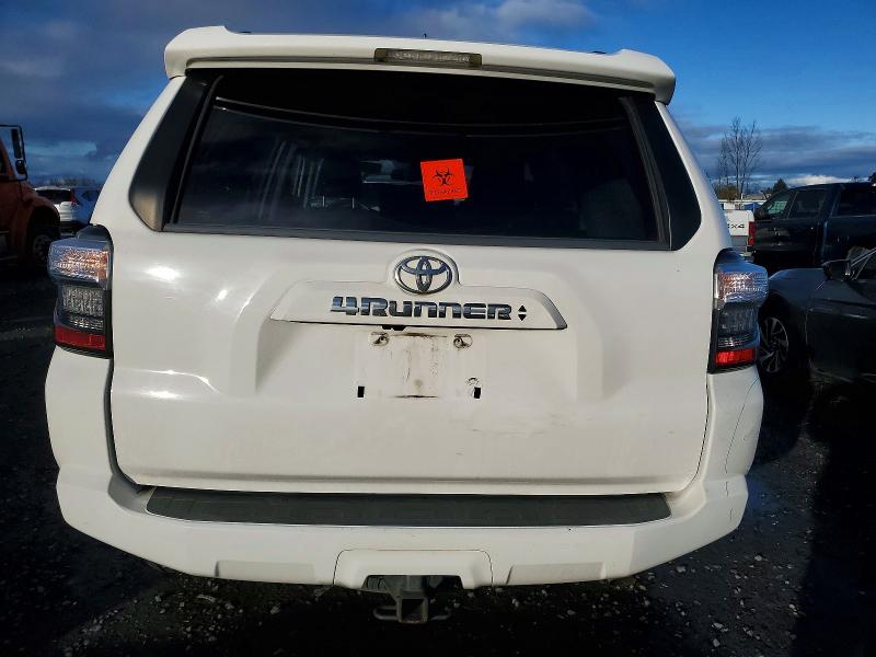 Photo 6 from auction – 2020 TOYOTA 4RUNNER with VIN JTEBU5JR5L5769989