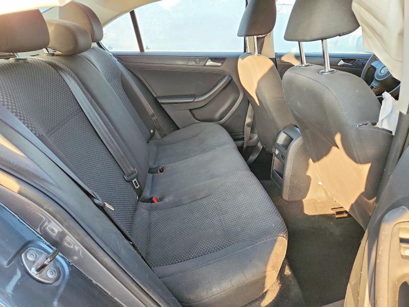 Photo 10 from auction – 2013 VOLKSWAGEN JETTA BASE with VIN 3VW2K7AJ5DM268139