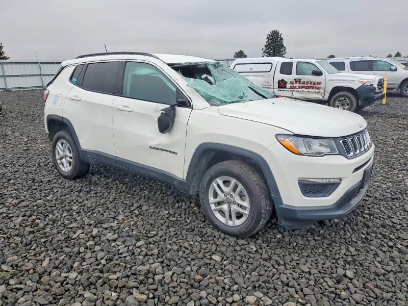 Photo 4 from auction – 2019 JEEP COMPASS with VIN 3C4NJDAB7KT639959