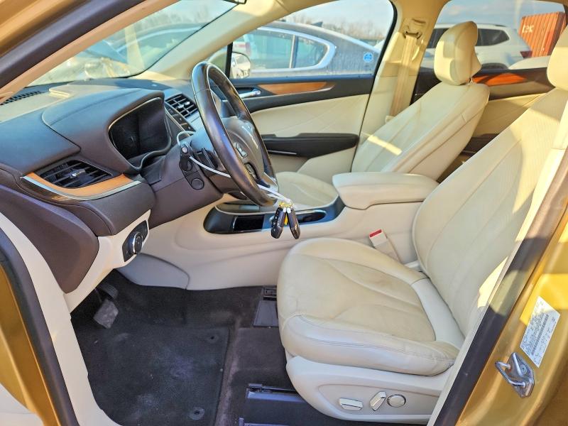 Photo 7 from auction – 2015 LINCOLN MKC with VIN 5LMCJ2A95FUJ00379