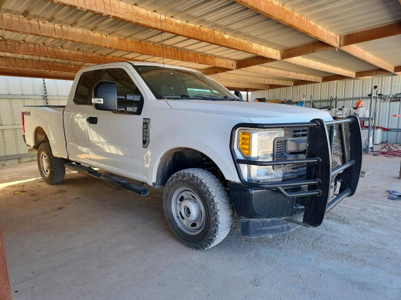 Photo 4 from auction – 2017 FORD F250 SUPER with VIN 1FT7X2B65HED32974