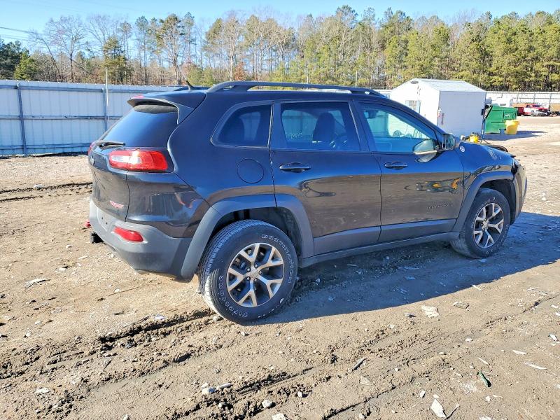 Photo 3 from auction – 2014 JEEP CHEROKEE T with VIN 1C4PJMBS4EW124388