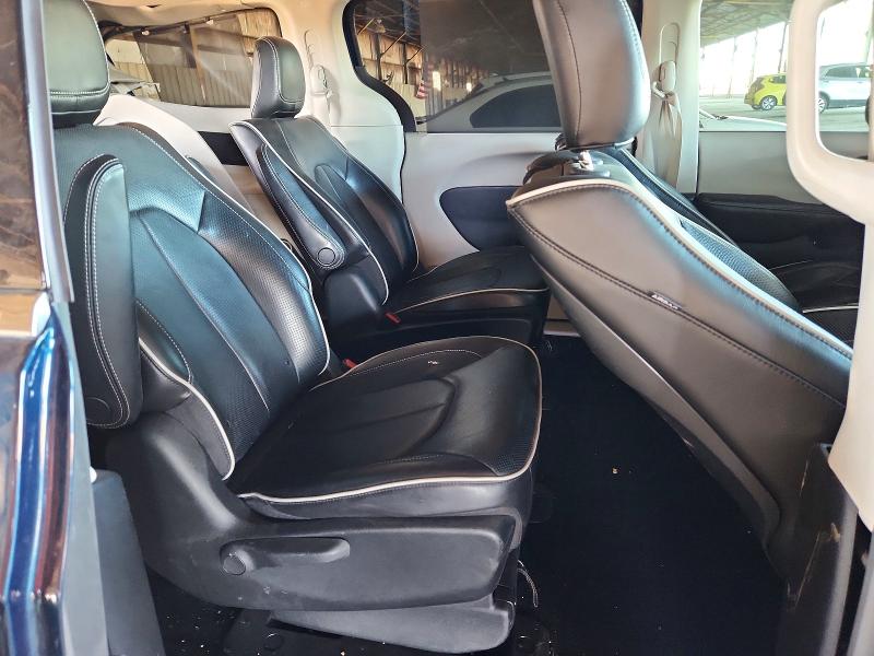 Photo 11 from auction – 2021 CHRYSLER PACIFICA with VIN 2C4RC1S73MR557690