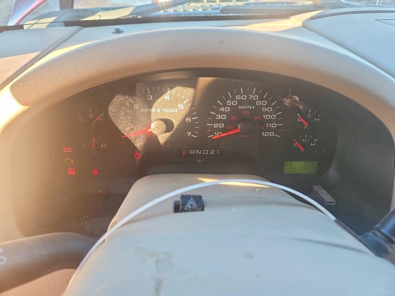 Photo 9 from auction – 2004 FORD F150 with VIN 1FTRX12W44NB48851