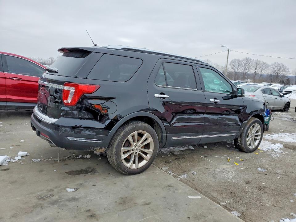 Photo 3 from auction – 2018 FORD EXPLORER with VIN 1FM5K8F82JGC66894