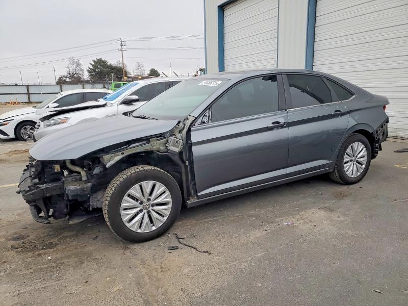 VOLKSWAGEN JETTA 2020 with VIN 3VWCB7BU1LM049383 - Photo from auction
