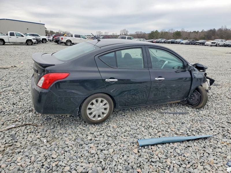 Photo 3 from auction – 2018 NISSAN VERSA S with VIN 3N1CN7AP3JL858864