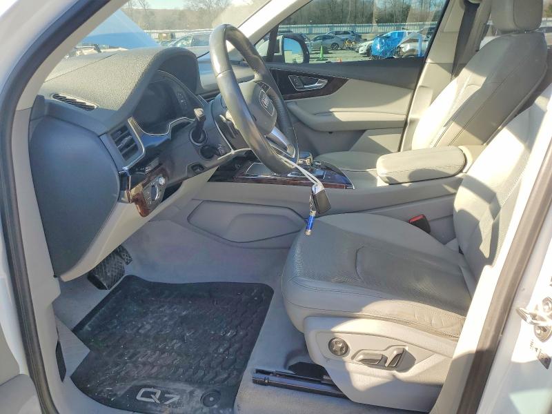 Photo 7 from auction – 2019 AUDI Q7 PRESTIG with VIN WA1VAAF75KD015788