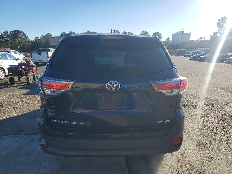 Photo 6 from auction – 2016 TOYOTA HIGHLANDER with VIN 5TDYKRFH6GS162480