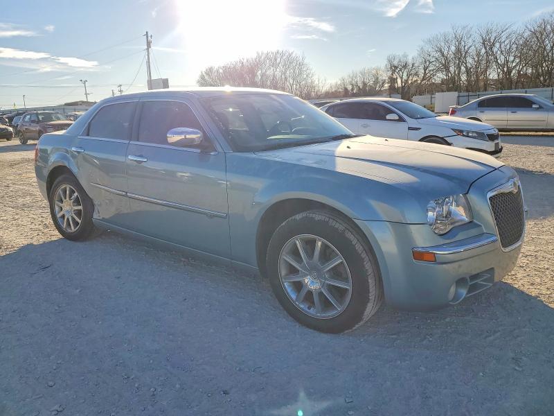 Photo 4 from auction – 2009 CHRYSLER 300C with VIN 2C3LK63T19H601656