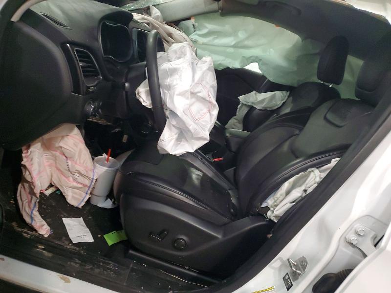 Foto 7 de la subasta – 2023 JEEP CHEROKEE A con VIN 1C4PJMMB7PD115115