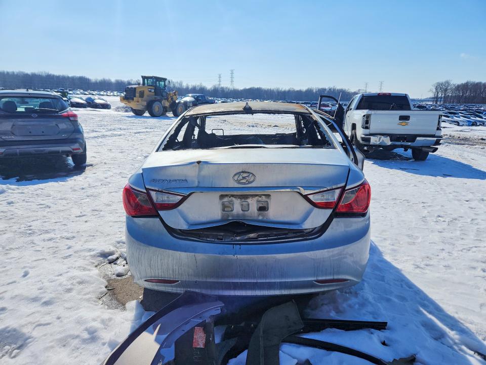 Photo 6 from auction – 2013 HYUNDAI SONATA with VIN 5NPEB4AC5DH511969