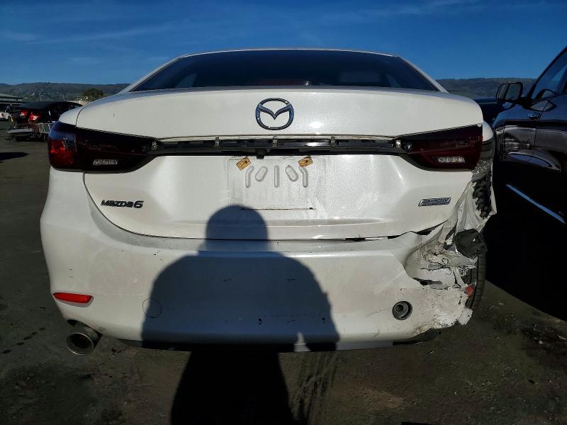 Photo 6 from auction – 2018 MAZDA 6 with VIN JM1GL1VM9J1328178