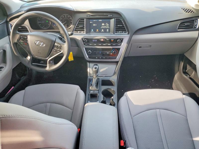 Photo 8 from auction – 2017 HYUNDAI SONATA SPO with VIN 5NPE34AF3HH552839