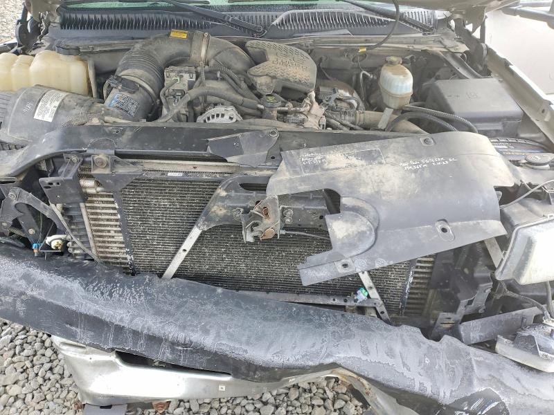 Photo 11 from auction – 2006 CHEVROLET SILVERADO with VIN 1GCHK23226F114271