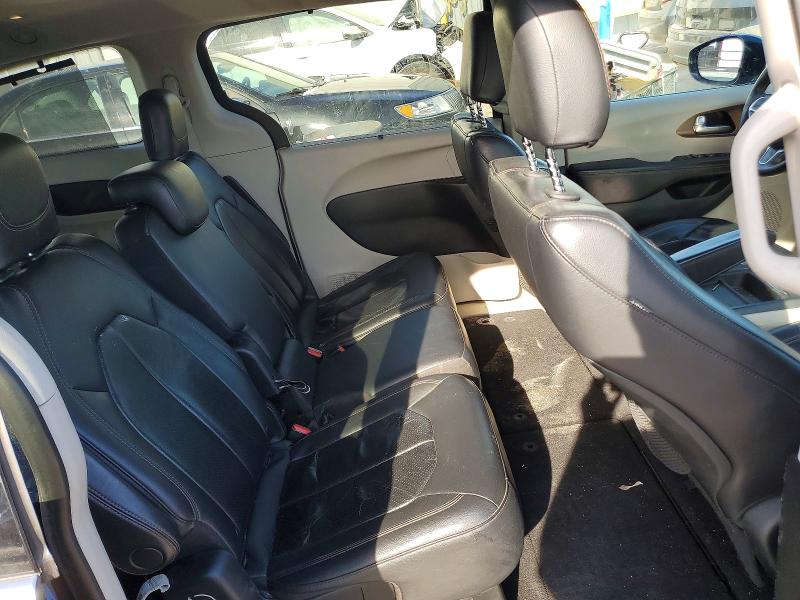 Photo 11 from auction – 2018 CHRYSLER PACIFICA with VIN 2C4RC1BG4JR111057