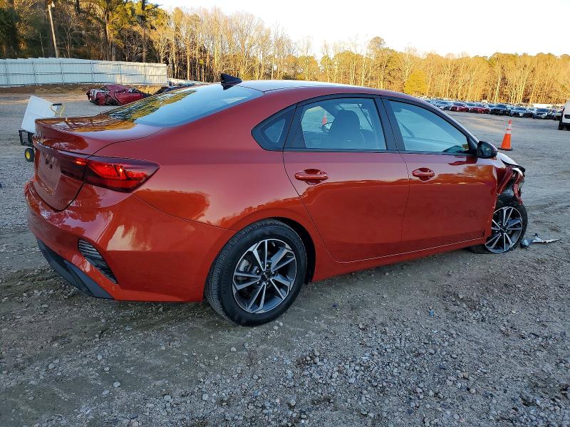 Photo 3 from auction – 2023 KIA FORTE with VIN 3KPF24ADXPE692198