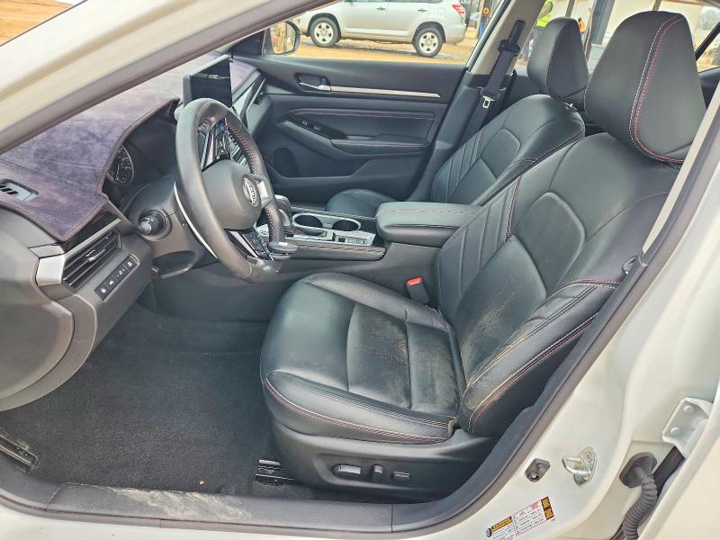 Photo 7 from auction – 2023 NISSAN ALTIMA SR with VIN 1N4AL4CV8PN366964