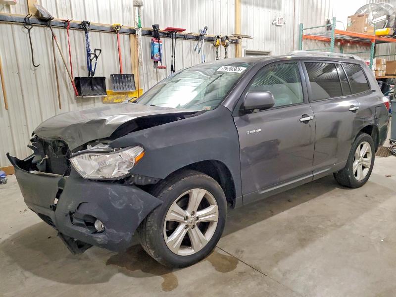 TOYOTA HIGHLANDER 2010 with VIN 5TDDK3EH8AS019194 - Photo from auction