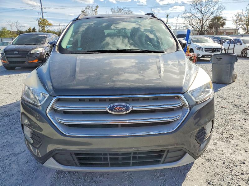 Photo 5 from auction – 2018 FORD ESCAPE SE with VIN 1FMCU0GD3JUC67259