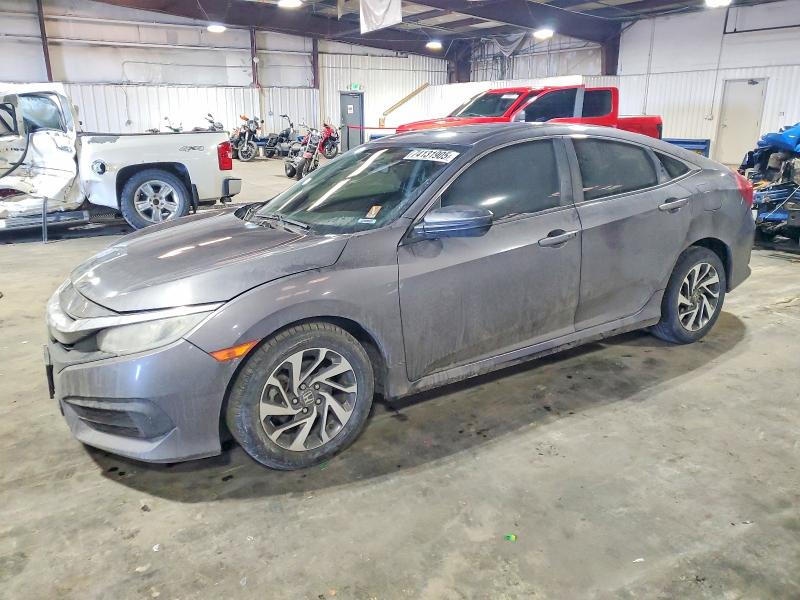 HONDA CIVIC 2016 with VIN 19XFC2F76GE031885 - Photo from auction