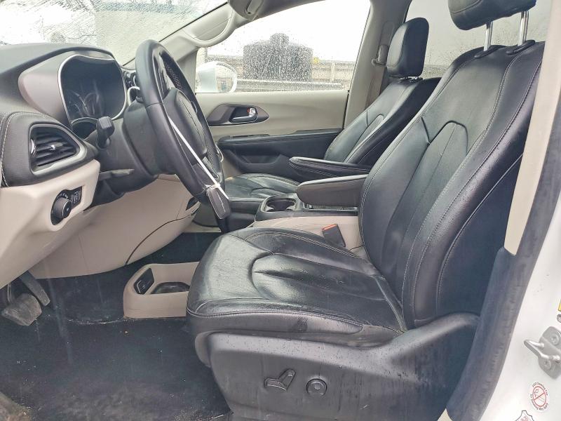 Photo 7 from auction – 2022 CHRYSLER PACIFICA with VIN 2C4RC1L72NR143719