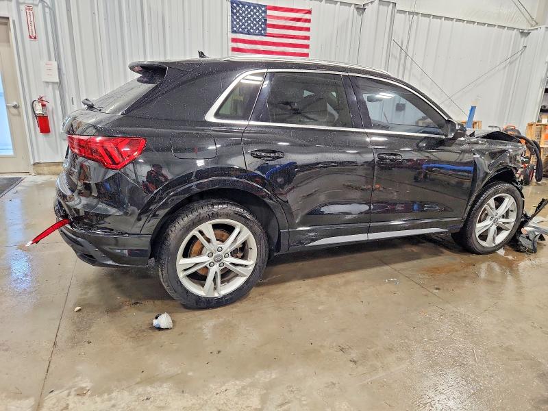 Photo 3 from auction – 2020 AUDI Q3 PREMIUM with VIN WA1EECF35L1027276