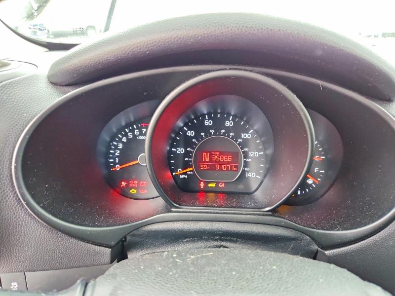Photo 9 from auction – 2014 KIA SOUL with VIN KNDJN2A23E7746104