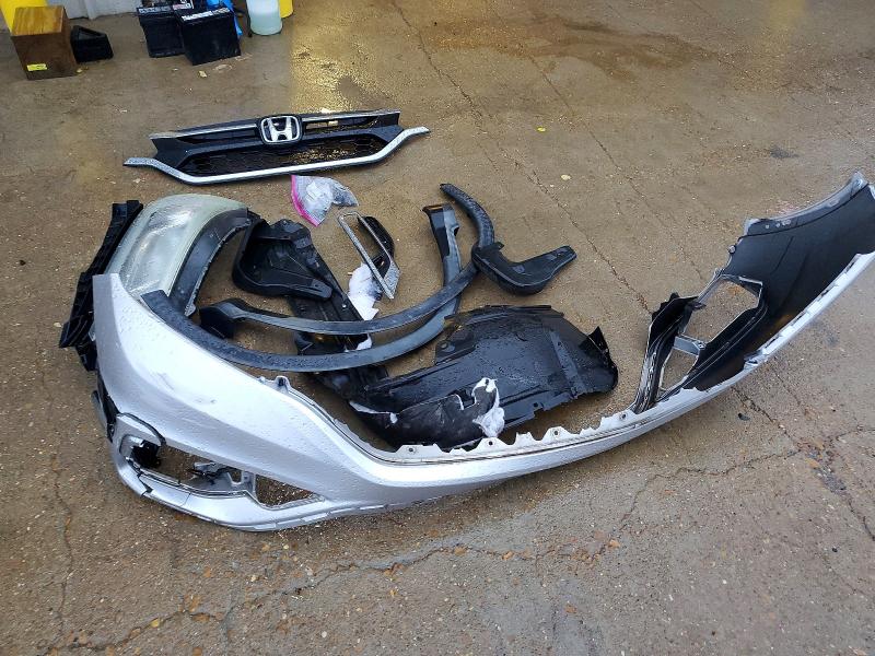 Photo 13 from auction – 2016 HONDA CR-V EX with VIN 2HKRM3H56GH522948