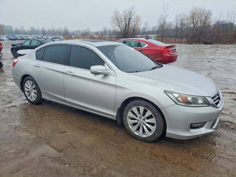 Photo 4 from auction – 2014 HONDA ACCORD with VIN 1HGCR3F8XEA027131