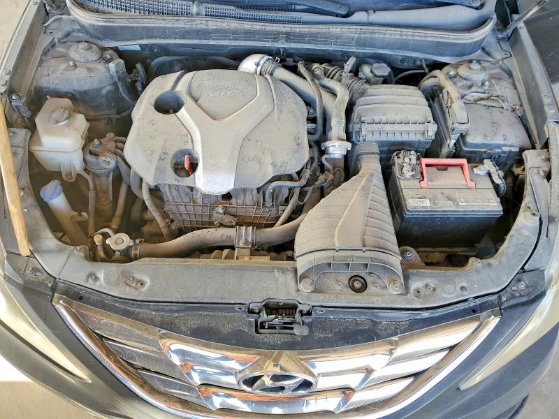 Photo 11 from auction – 2011 HYUNDAI SONATA SE with VIN 5NPEC4AB0BH204663