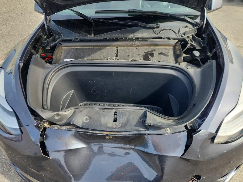 Photo 11 from auction – 2021 TESLA MODEL Y with VIN 5YJYGDEEXMF295464