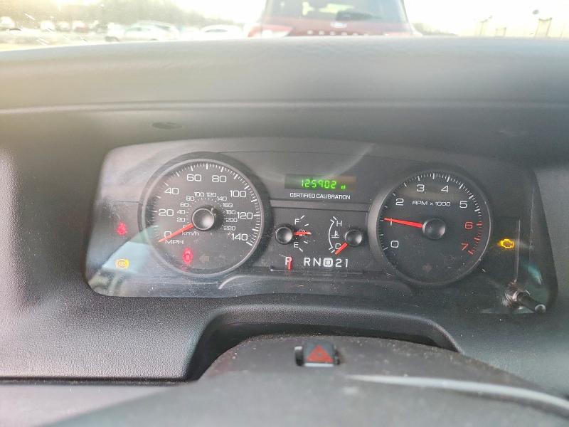 Photo 9 from auction – 2008 FORD CROWN VICT with VIN 2FAFP71V28X166256
