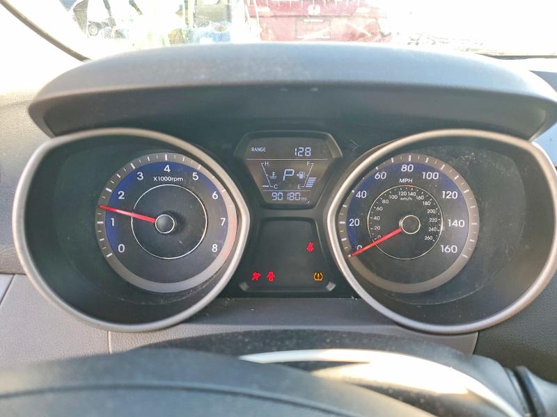 Photo 9 from auction – 2016 HYUNDAI ELANTRA with VIN KMHDH4AE7GU482363