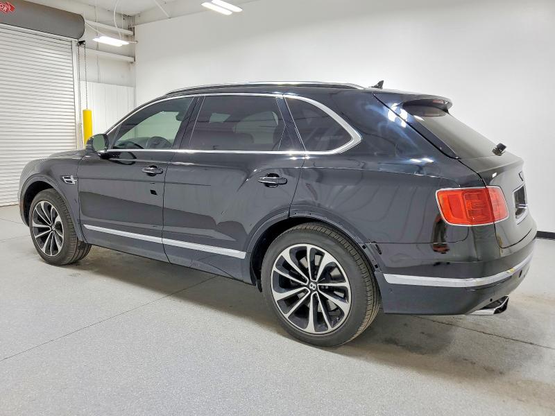 Photo 2 from auction – 2017 BENTLEY BENTAYGA with VIN SJAAC2ZV6HC015703
