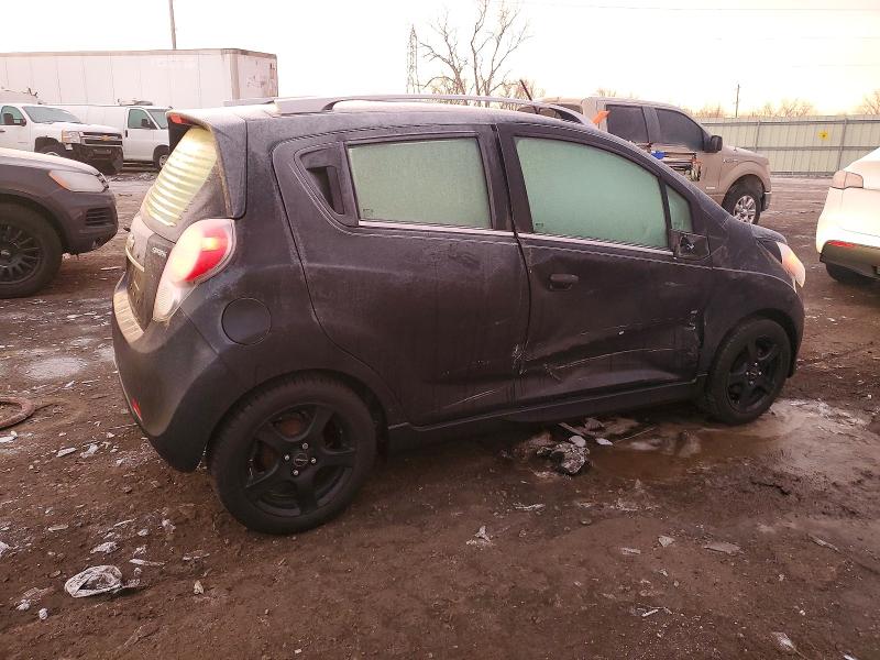 Photo 3 from auction – 2015 CHEVROLET SPARK 2LT with VIN KL8CF6S95FC795038