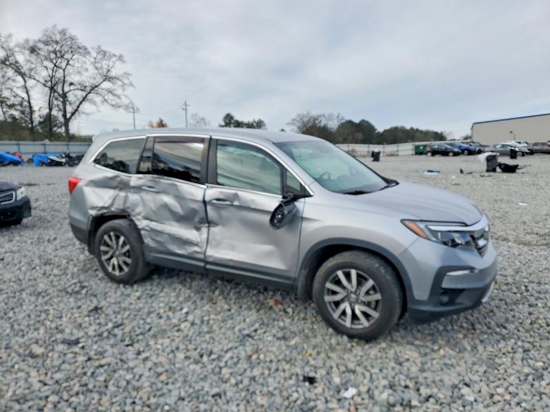 Zdjęcie 4 z aukcji – 2021 HONDA PILOT EX z VIN 5FNYF5H30MB011830