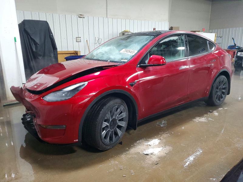 TESLA MODEL Y 2024 with VIN 7SAYGDEE9RA230080 - Photo from auction