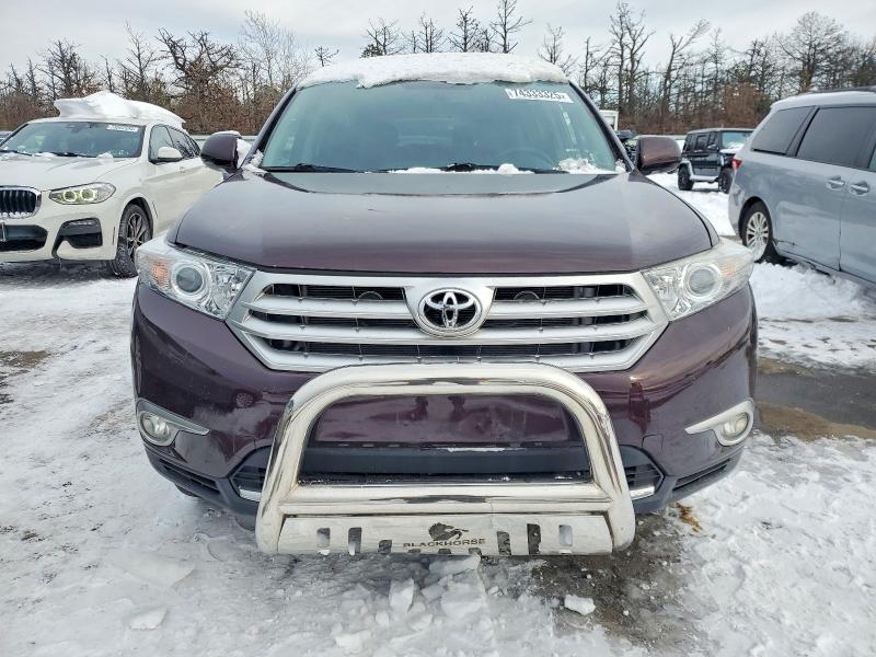 Photo 5 from auction – 2012 TOYOTA HIGHLANDER with VIN 5TDDK3EH4CS119151