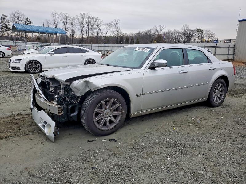 CHRYSLER 300C 2006 with VIN 2C3LA63H06H242973 - Photo from auction