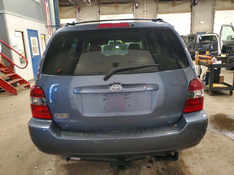Photo 6 from auction – 2004 TOYOTA HIGHLANDER with VIN JTEGP21A340022198